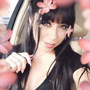 Meet your Posher, Debra